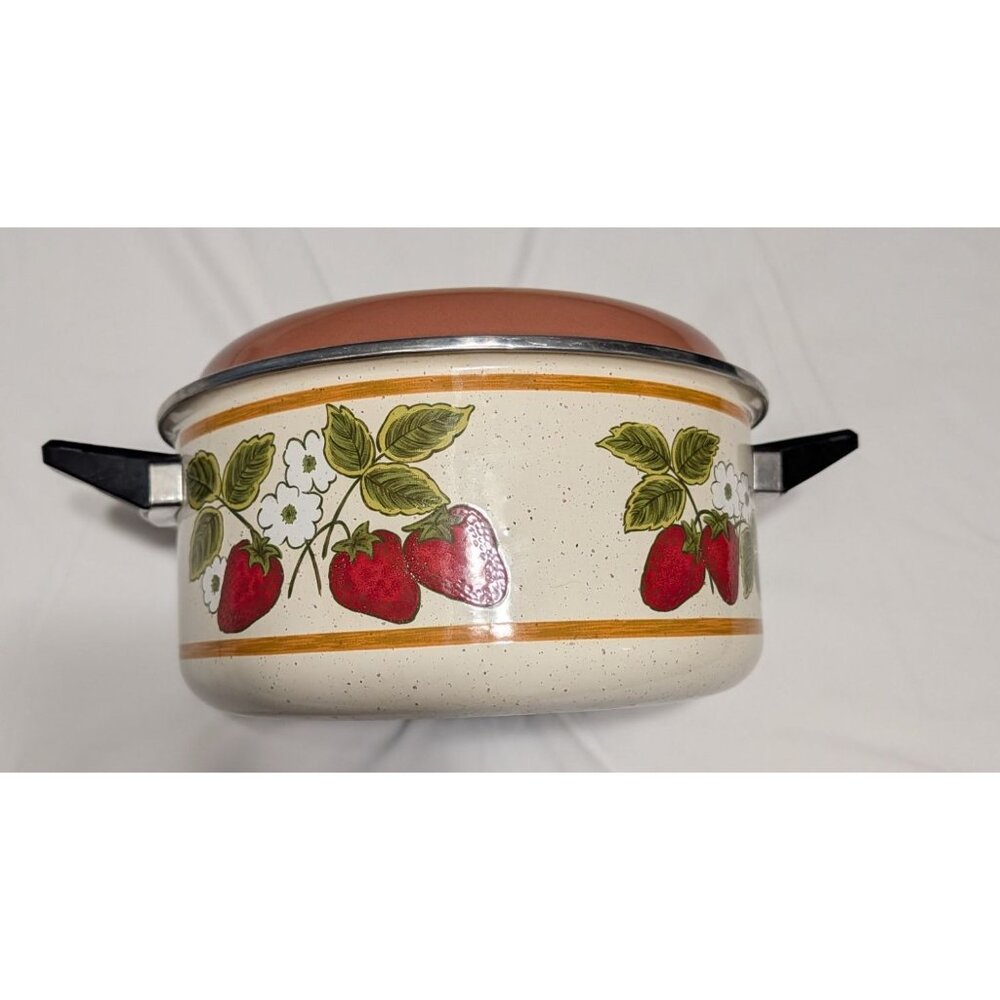 Strawberry Enamel Stew Pot Lid 6 Quart Yellow White Retro Cookware Vintage - Picture 2 of 16